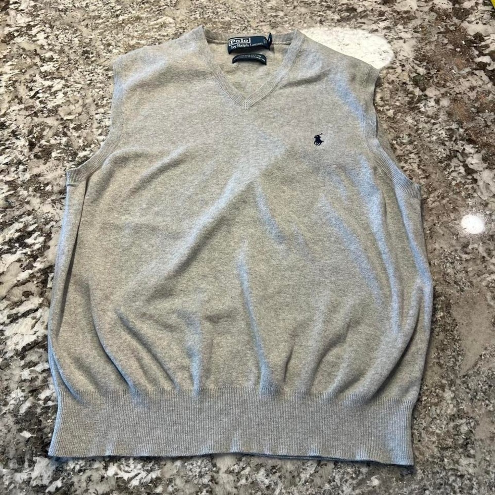 Vintage 1990s Polo Ralph Lauren sweater vest Good condition Medium